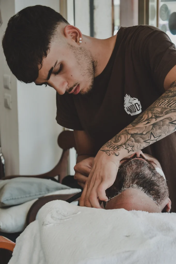 Thomas wood barber shop spinea